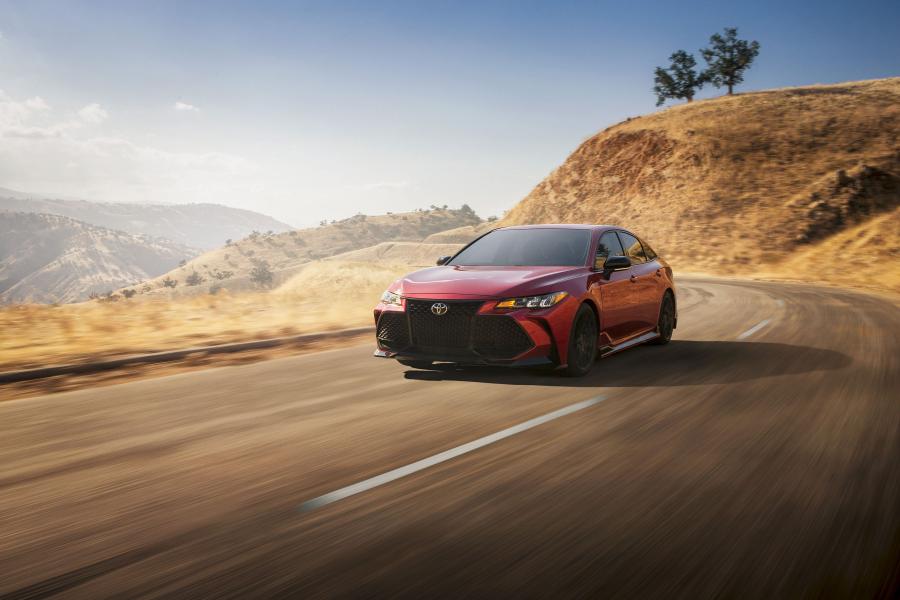  Toyota Avalon TRD 2019 года  (фото 9 из 44)